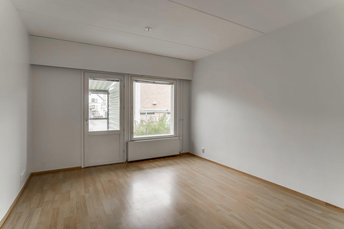 Aleksanterinkatu 8 A 1